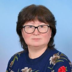 Петрова Нина
